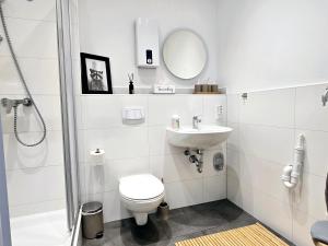 Tannenherz mit Balkon & Bergblick & Nähe Hillebachsee & 2 Schlafzimmer