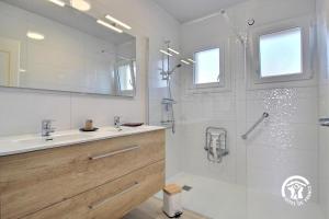 Maisons de vacances Le clos du bas : photos des chambres