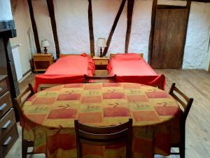 B&B / Chambres d'hotes Halte de d-Artagnan : Lit Simple dans Dortoir Mixte
