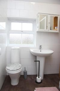 Miners Retreat Comfy 2-Bed Home, Swadlincote