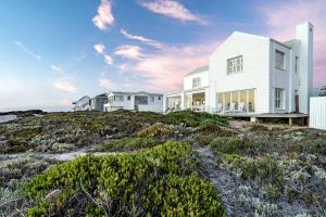 Yzer Beach House