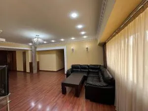 Jura Kveitcia navštíviť - 特雷比绍夫