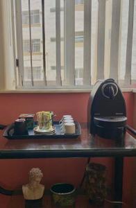 Aconchego Copacabana 5 minutos caminhando até a praia Do lado do Metrô Cardeal Arcoverde