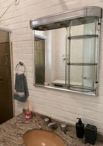 Aconchego Copacabana 5 minutos caminhando até a praia Do lado do Metrô Cardeal Arcoverde