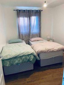 Alba Bally, 2 Bed Flat, by Grays Station