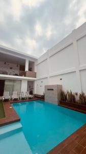 Casa Beach - Puerto Malabrigo Piscina Surf Chicama playa ola izquierda más larga del mundo