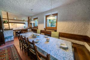 Casa Ghirlanda con Piscina e Campo da Tennis