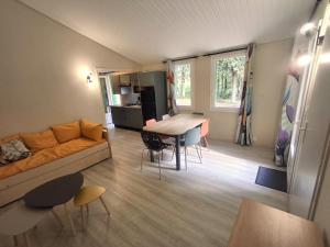 Joli Cottage Confort 1 chambre en forêt au Village Vacances