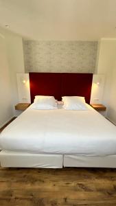 Hotels HOTEL SAINT ROCH : photos des chambres