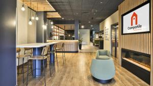 Hotels Campanile La Roche Sur Yon Centre Gare : photos des chambres