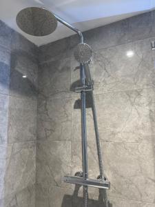 4 Town centre, Free off road parking, entire flat