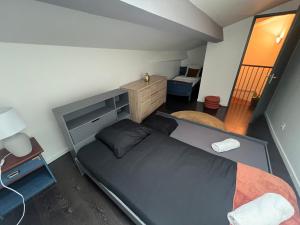 Appartements Triplex a La Roche de Glun : Appartement 2 Chambres avec Terrasse