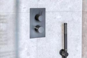 2 bed 2 bath, Excusive and central, Concierge service