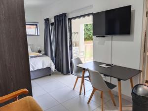 Standard Suite - Serenity at Rustic Dune 1