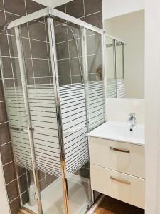 Appartements L-atypique l 2 chambres l Clim : Appartement 2 Chambres