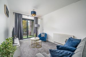 3 Bed- Full Balcony - CloseToO2 & Excel