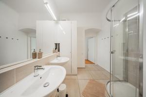 Sonnige Altbauwohnung nahe Wien Hauptbahnhof