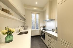 Apartment in the hyper-center