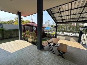 บ้านมีสุข แก่งกระจาน