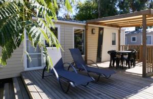 Campings BONNES VACANCES sur le CAMPING LE BOSC : photos des chambres