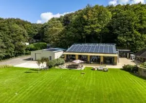 Court Farm Gallery - Corscombe