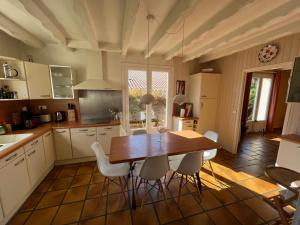 Villas Villa Valhalla - 400m from beach, sauna and big heated pool : photos des chambres