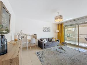 Nestor&Jeeves - LE BACCARA - Terrace - Central