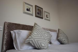 Dwell Living Mowbray