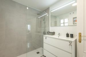 Archeros Deluxe Suite by Valcambre