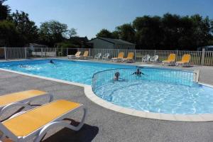 Campings Camping 3 etoiles - Piscine - eecbb0 : photos des chambres