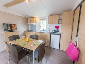 Campings Camping 3 etoiles - Piscine - eecbb0 : Mobile Home 7