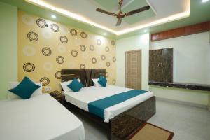 Kiran Residency near Vishwanath Temple