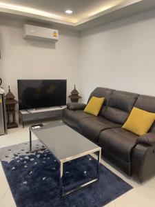 Exclusive Arcadia Condo - Amazing Pools, Gardens, Waterfalls, Gym, Sauna, Jacuzzi, Parking - SUPER HOST