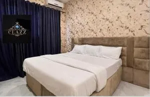CLAZZ Hotel & Lounge - Igboshere