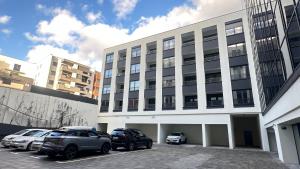 Serenity - Stylish studio apartment with Parking garage, Flex check in