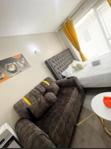 Feel home -studio with swimming pool