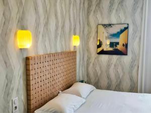 Hotels Hotel L'orque Bleue : photos des chambres