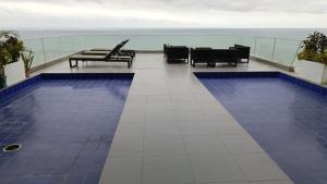 Edificio Poseidon Depto. Vista Lateral al Mar