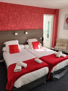 Hotels Hotel Logis Au Moyne de Saire : photos des chambres