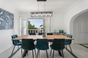 Villa Marbella-private heated pool and breathtaking view