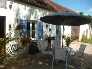 Old French Country Cottage for 2 nature lovers paradise - Le Châtelet