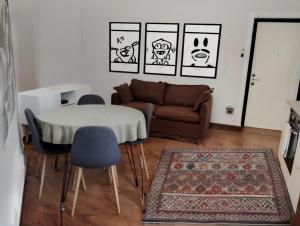 VFH Eustachi Stylish apartment