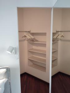 VFH Eustachi Stylish apartment