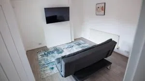 HouseSleeps6-Garden-Parking-Familly&Contractors discount for long time booking - 沃尔索尔