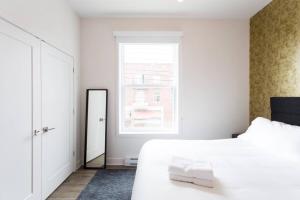 Fresh 1 Bdr in the Heart of Mile End by Denstays
