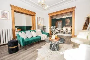Elegant Escape, Modern Luxe in Historic Suite - Lubec