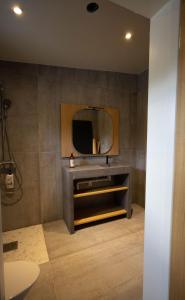 New lake view cottage with Sauna