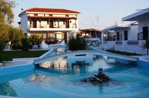 Holiday House Skiathos Greece