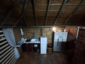 5 Sleeper Bushcamp Chalet Hartbeespoort
