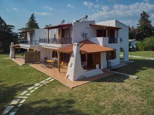 Summerday Villa Private Beach